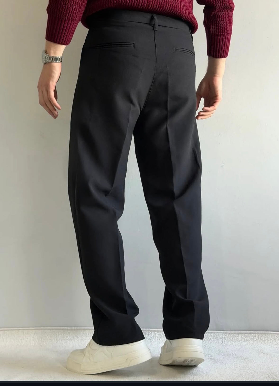 Relaxed Fit Stoffhose