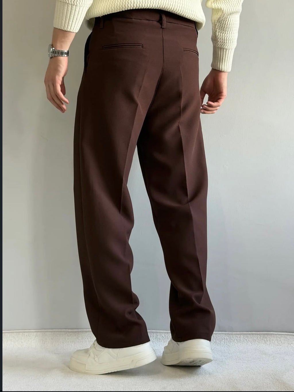 Relaxed Fit Stoffhose