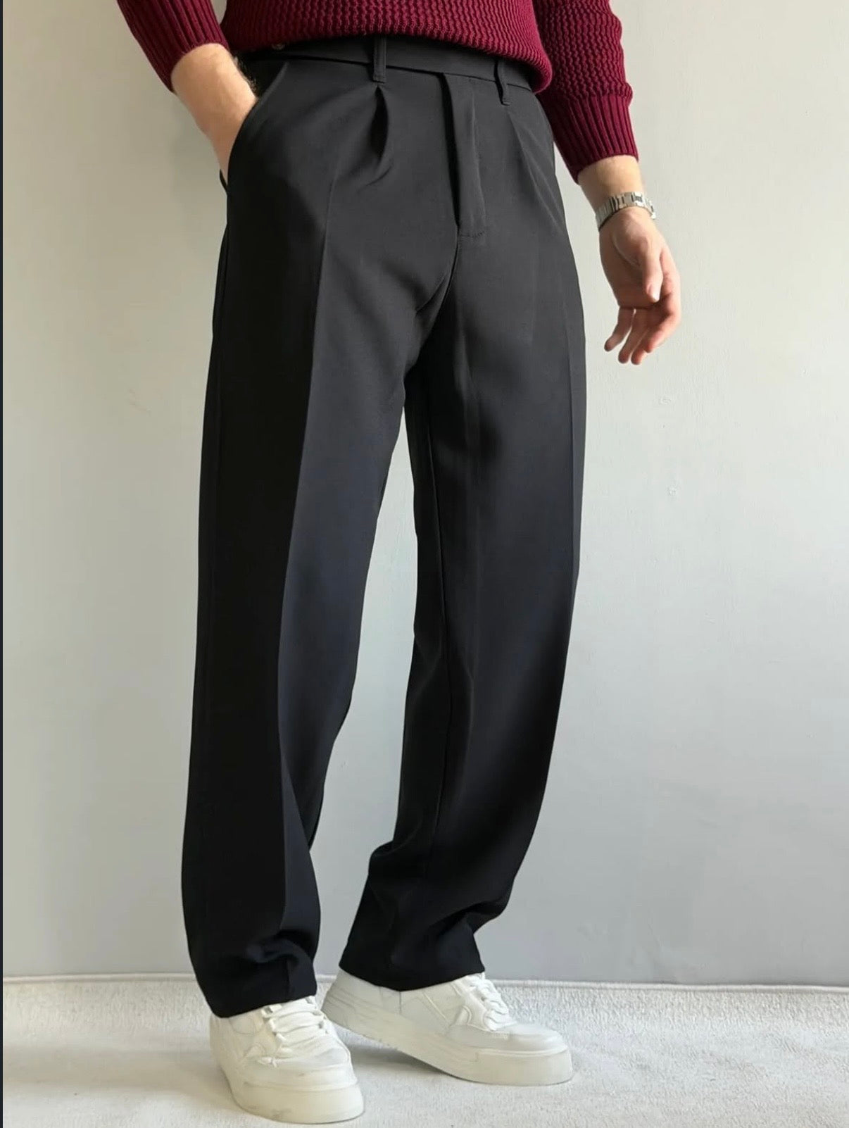Relaxed Fit Stoffhose