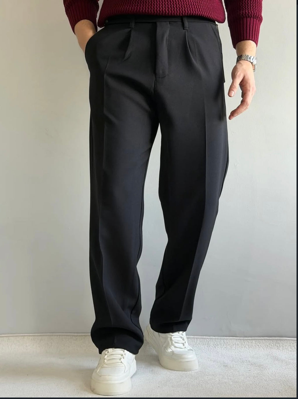 Relaxed Fit Stoffhose