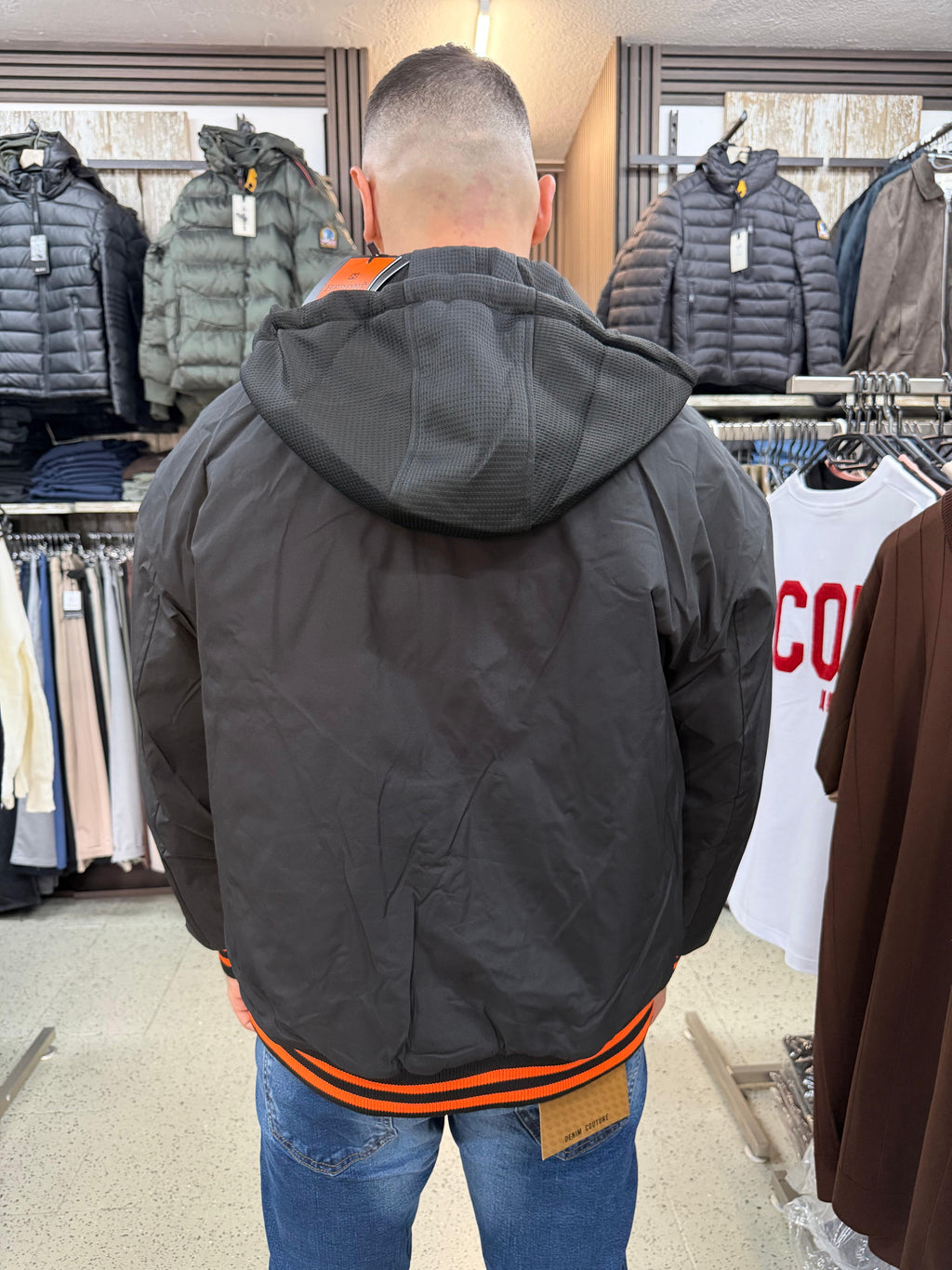 Collegejacke mit Kapuze und H-Logo
