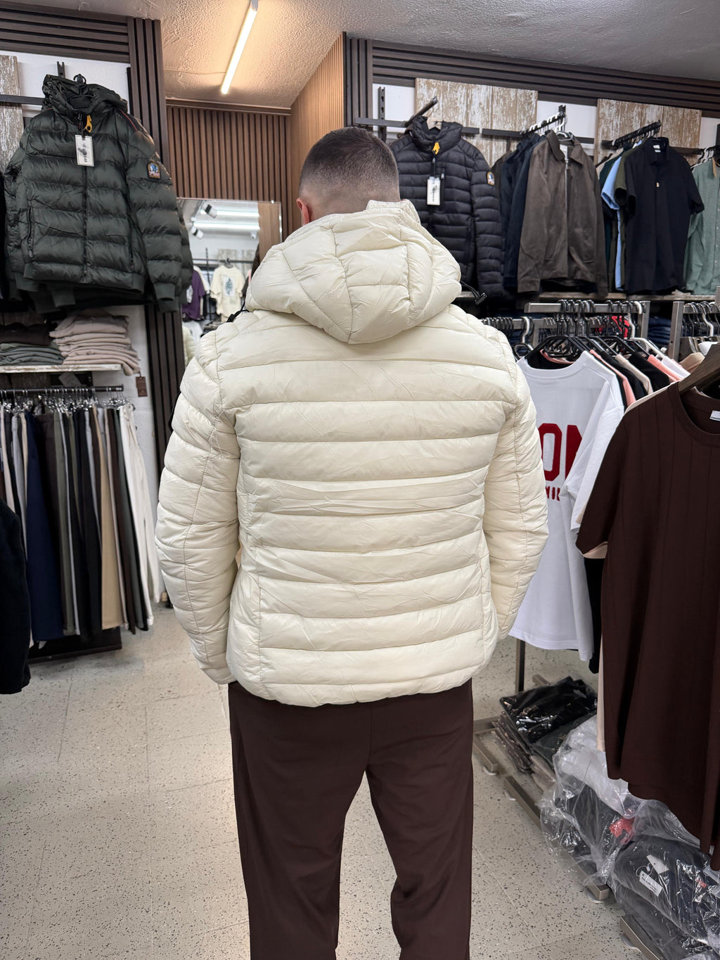 Steppjacke mit Kapuze und abnehmbarem Logo