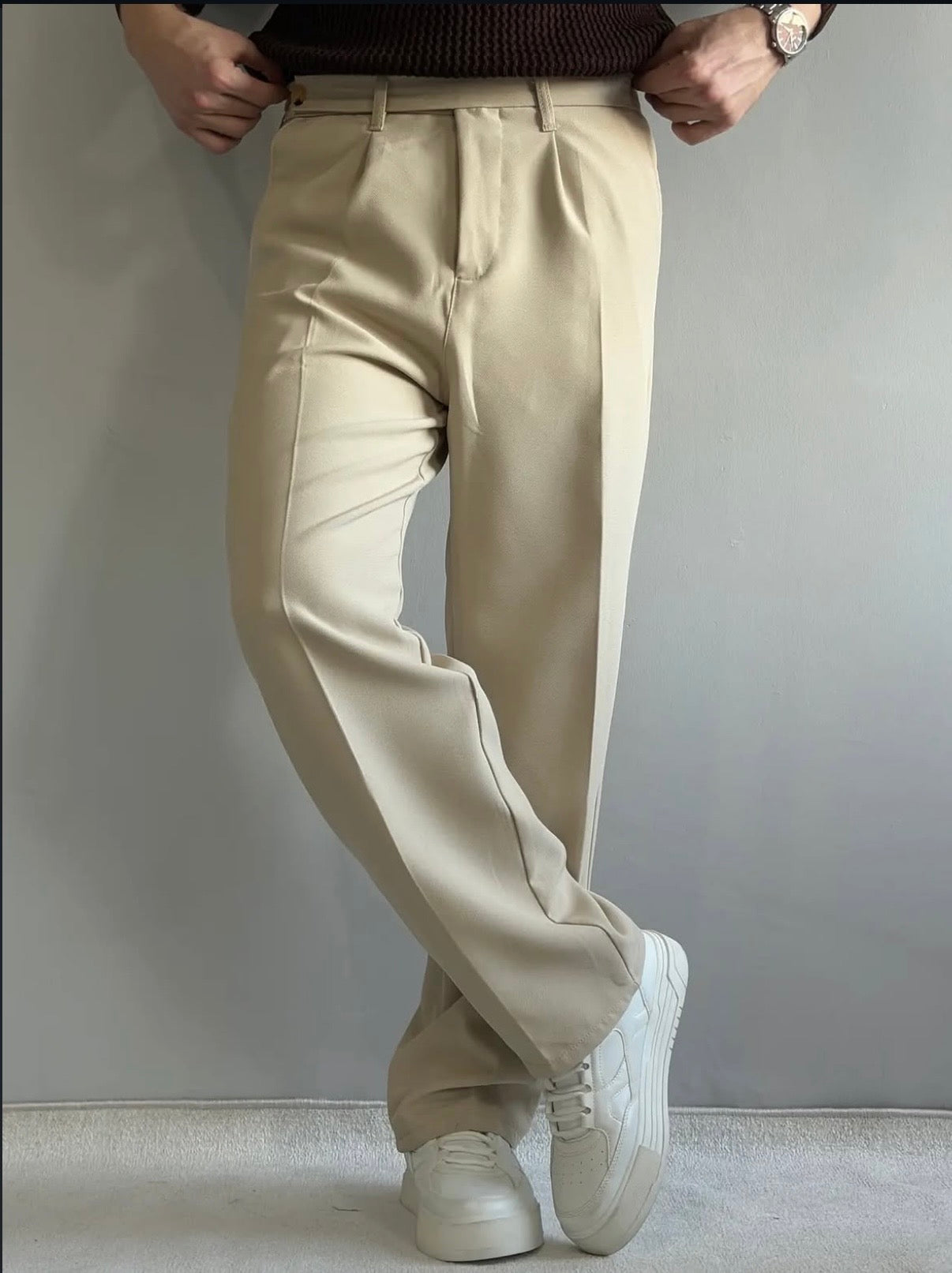 Relaxed Fit Stoffhose