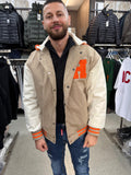 Collegejacke mit Kapuze und H-Logo