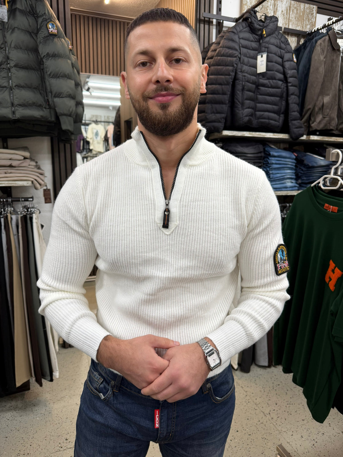 Strickpullover mit Reißverschluss & Stehkragen