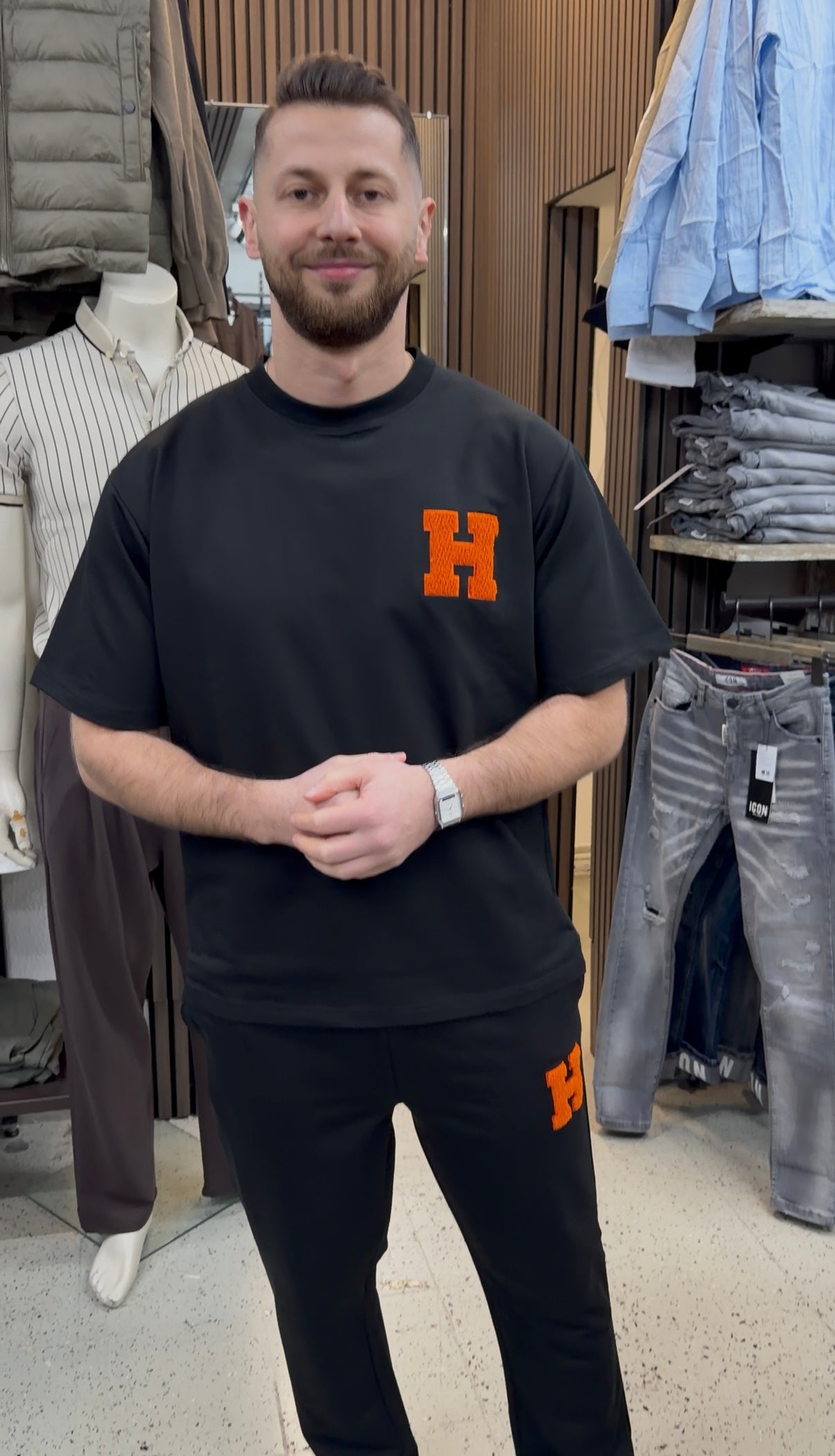 Zweiteiler mit H-Logo Oversize