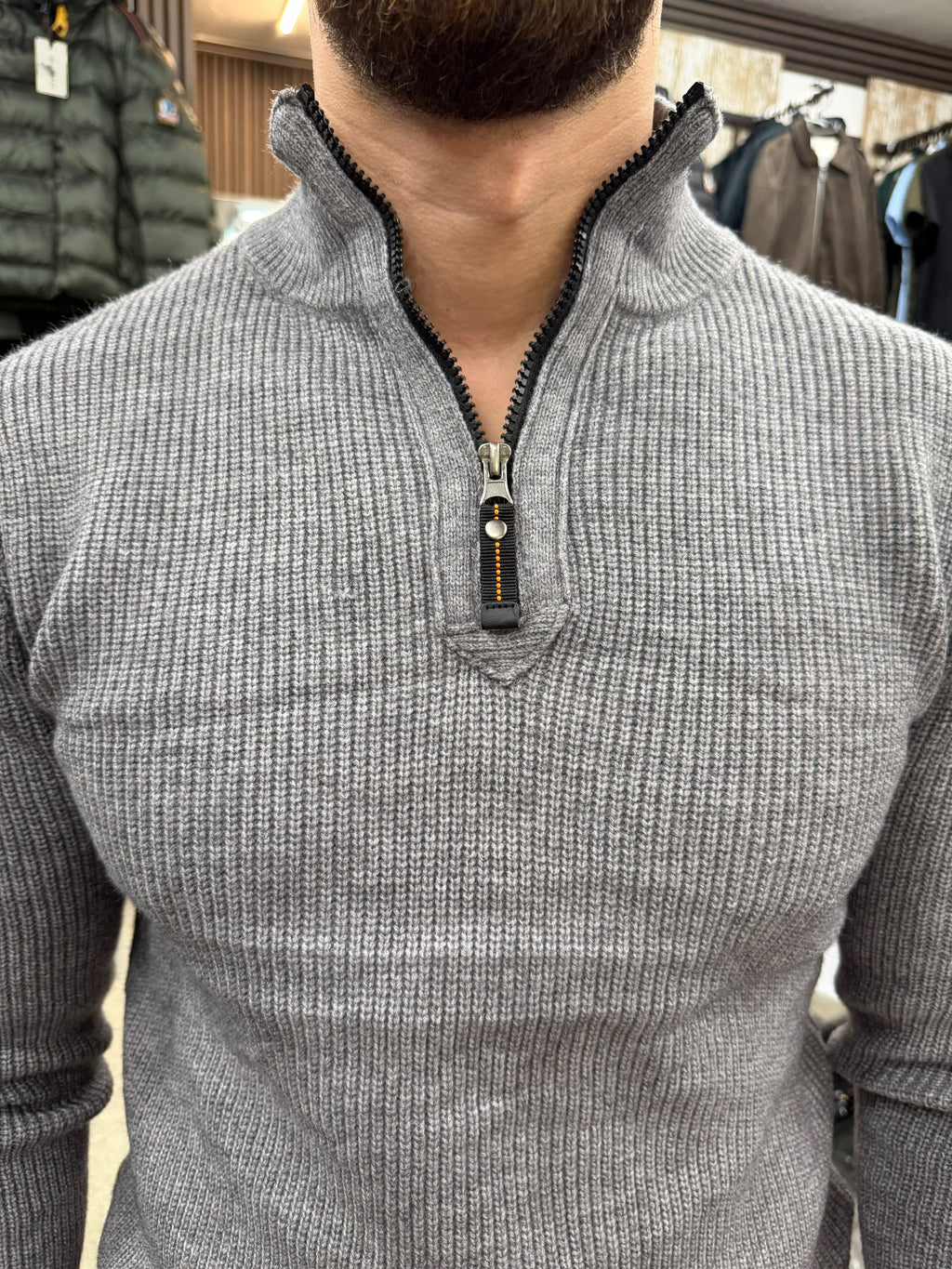 Strickpullover mit Reißverschluss & Stehkragen