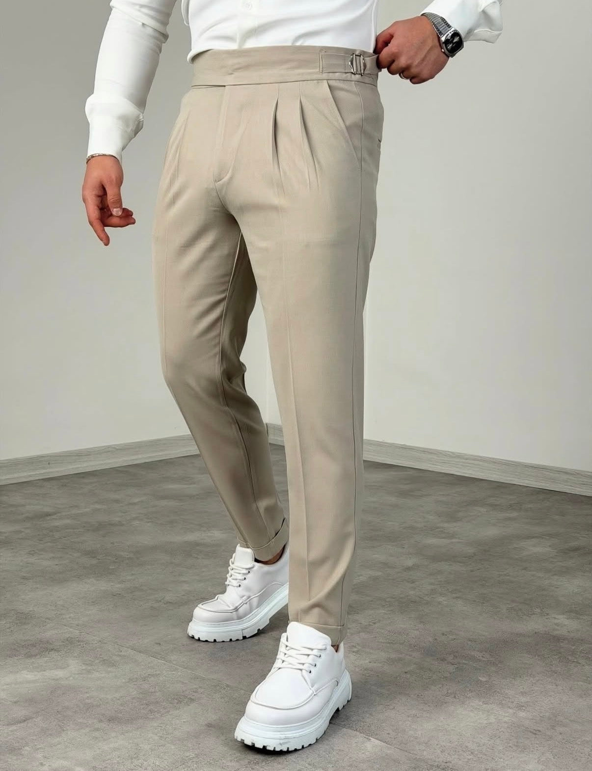 High-waste Stoffhose