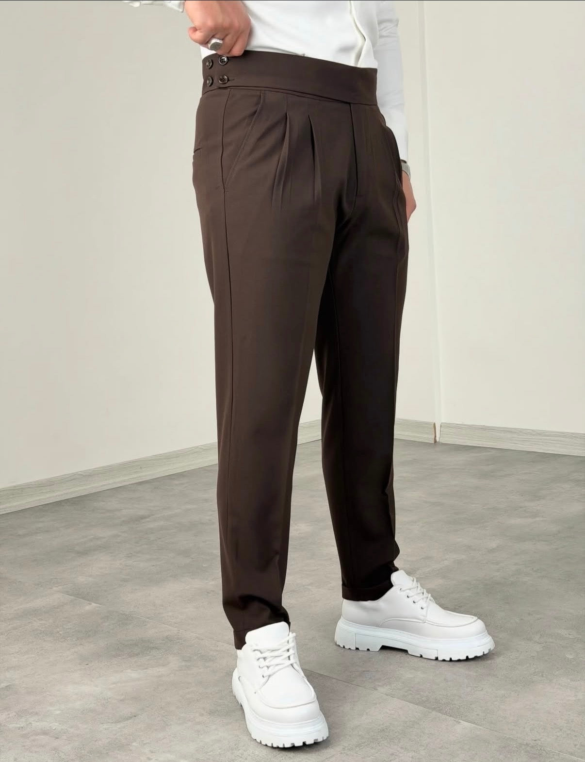 High-waste Stoffhose