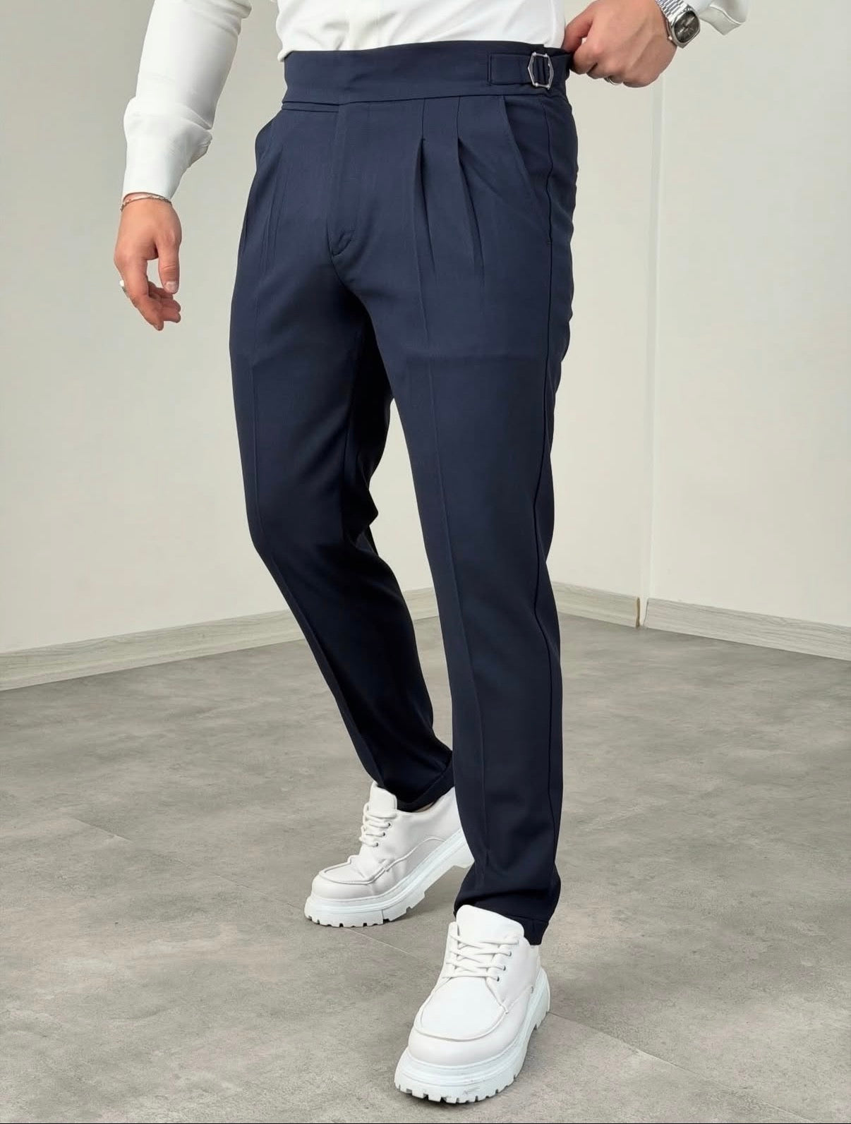 High-waste Stoffhose