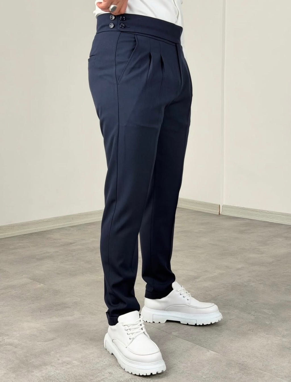 High-waste Stoffhose