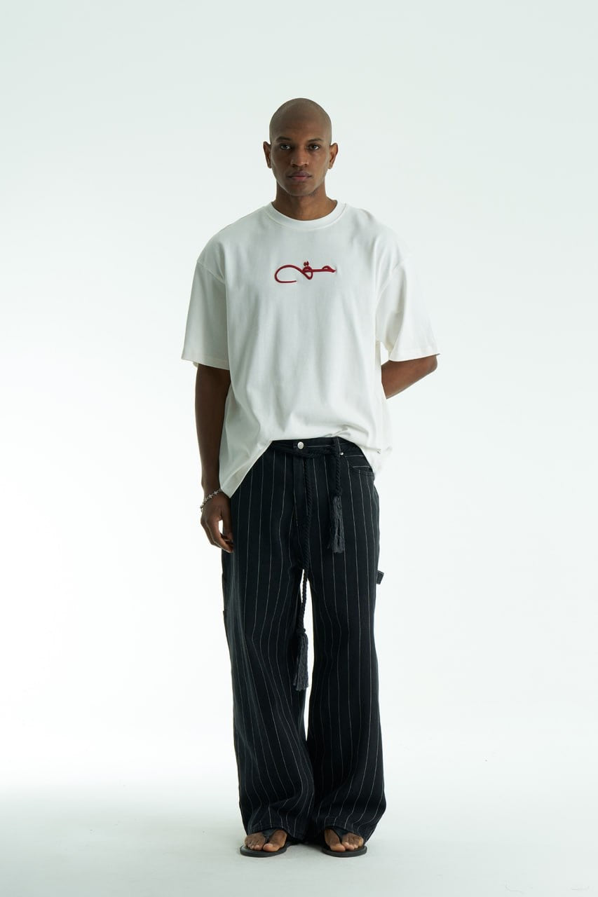 Premium Oversize T-Shirt | Arabische Kalligraphie حق