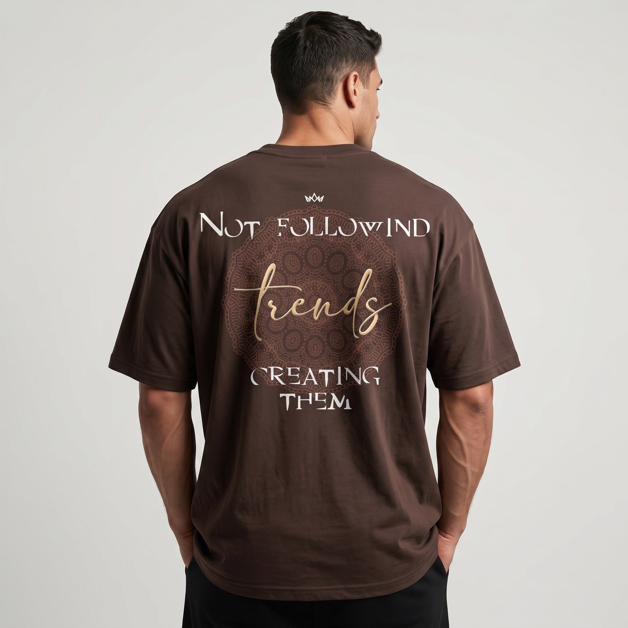 Oversize T-Shirt mit Rücken-Design