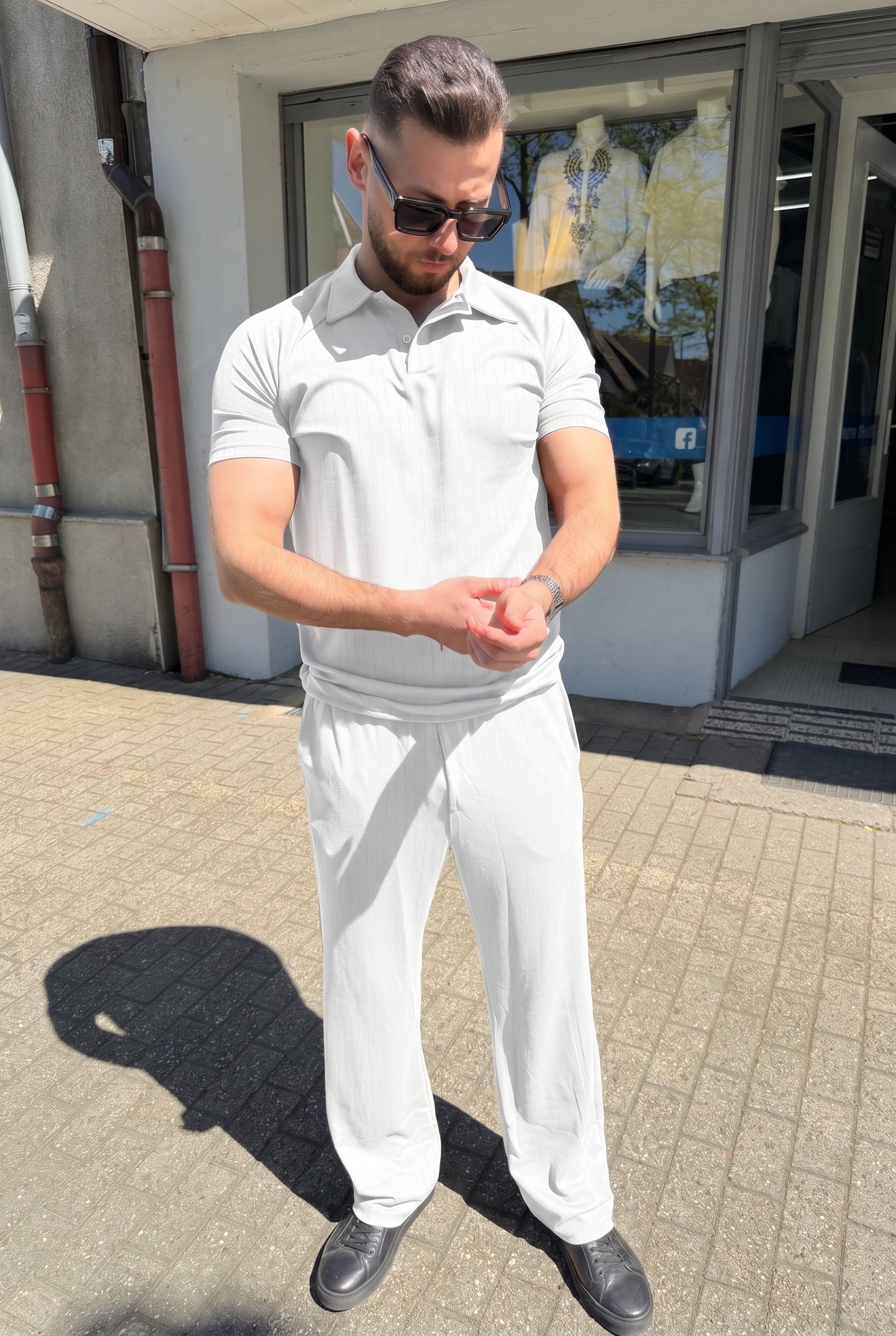 Zweiteiler – Poloshirt & Baggyhose