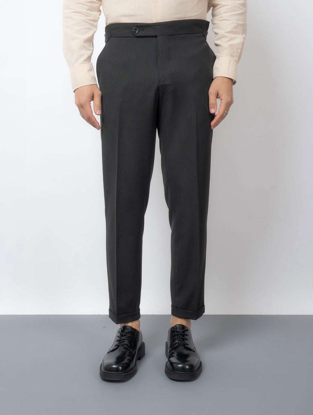 Gestreifte Stoffhose Slim-Fit