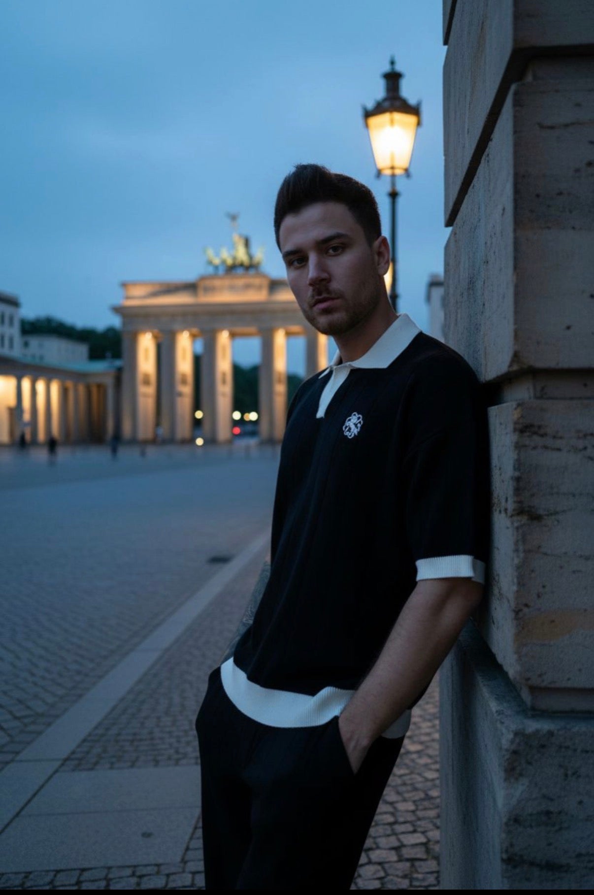 Loose Fit T-Shirt mit Kragen